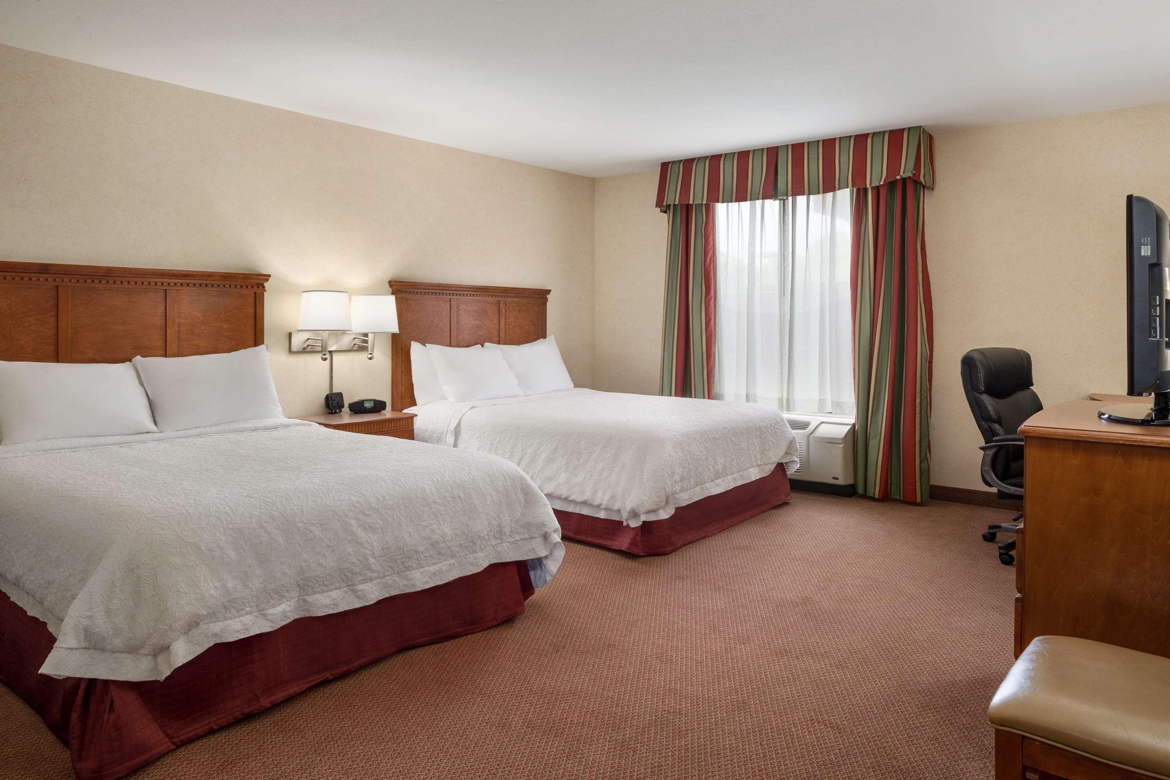 Hampton Inn Belle Vernon Εξωτερικό φωτογραφία