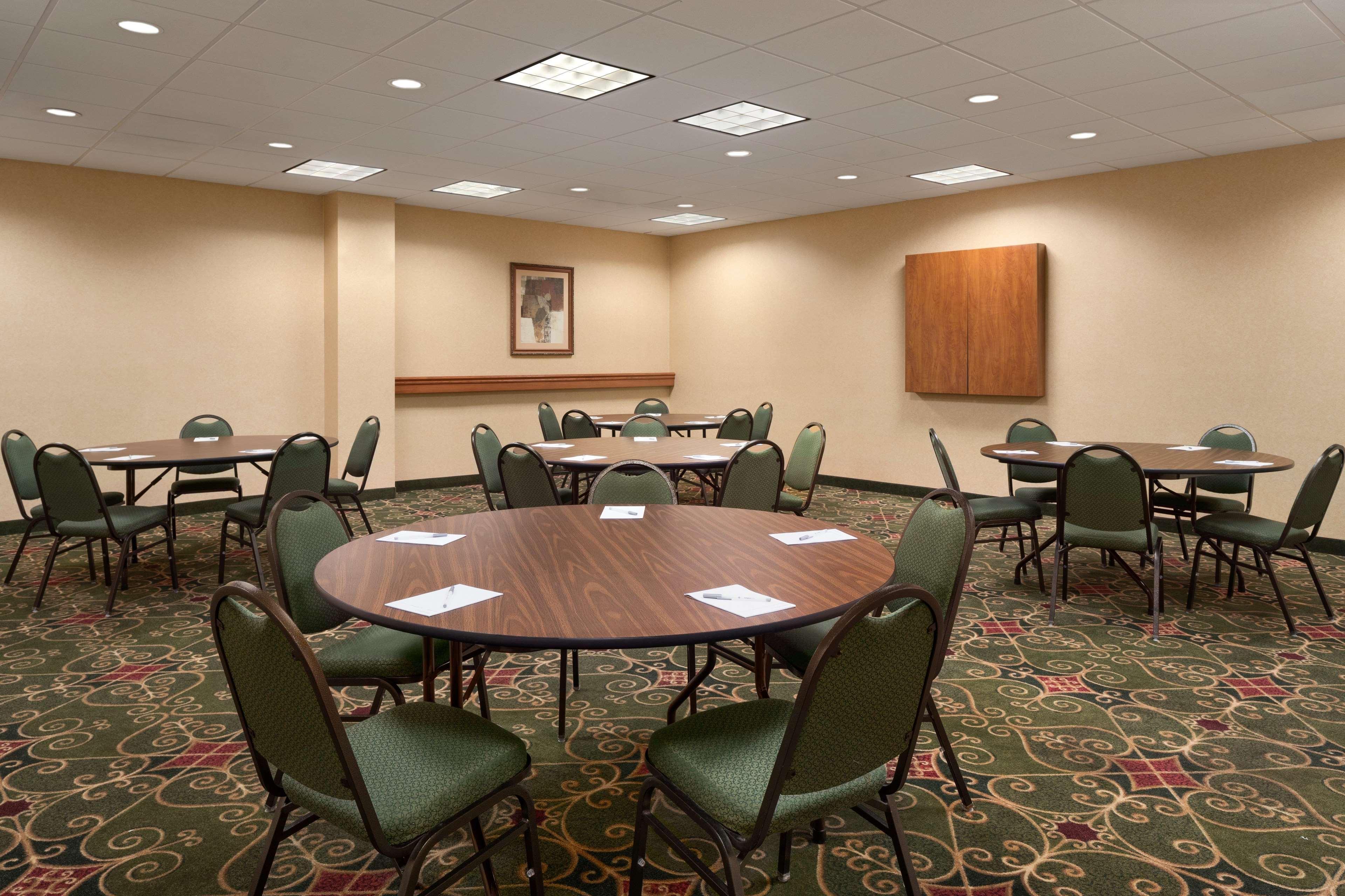 Hampton Inn Belle Vernon Εξωτερικό φωτογραφία